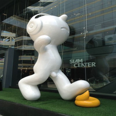 Skultura Minimalista tal-Annimali